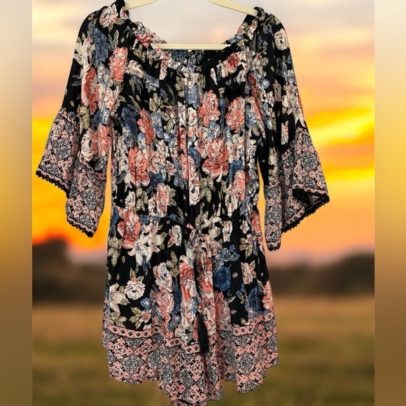 Angie - Womens Romper size M - Picture 2 of 7